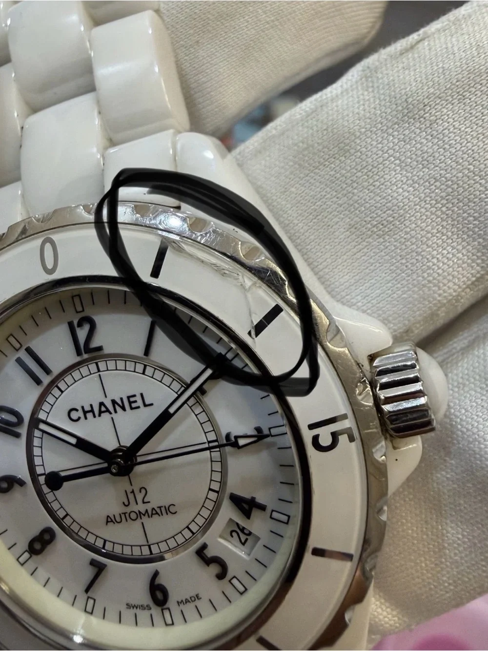 Chanel J12 38mm White Ceramic Automatic Men Unisex Watch H0970 Date Swiss Made